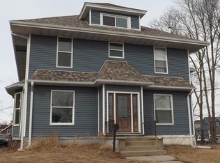 407 W State St, Marshalltown, IA 50158