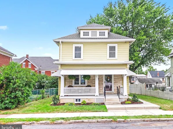 105 E Keller St, Mechanicsburg, PA 17055