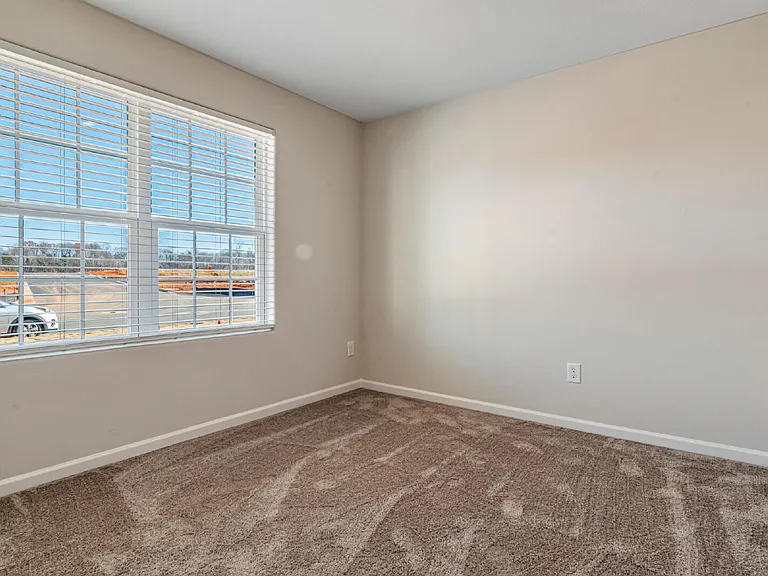 2203 Lagganmore Dr — Photo 15