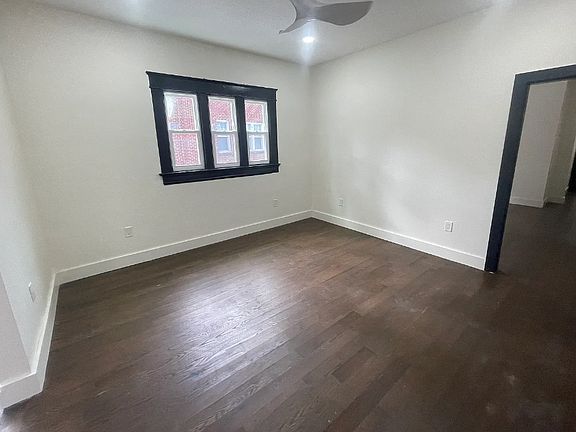 4th image of 2735 Riverside Ave #1-A