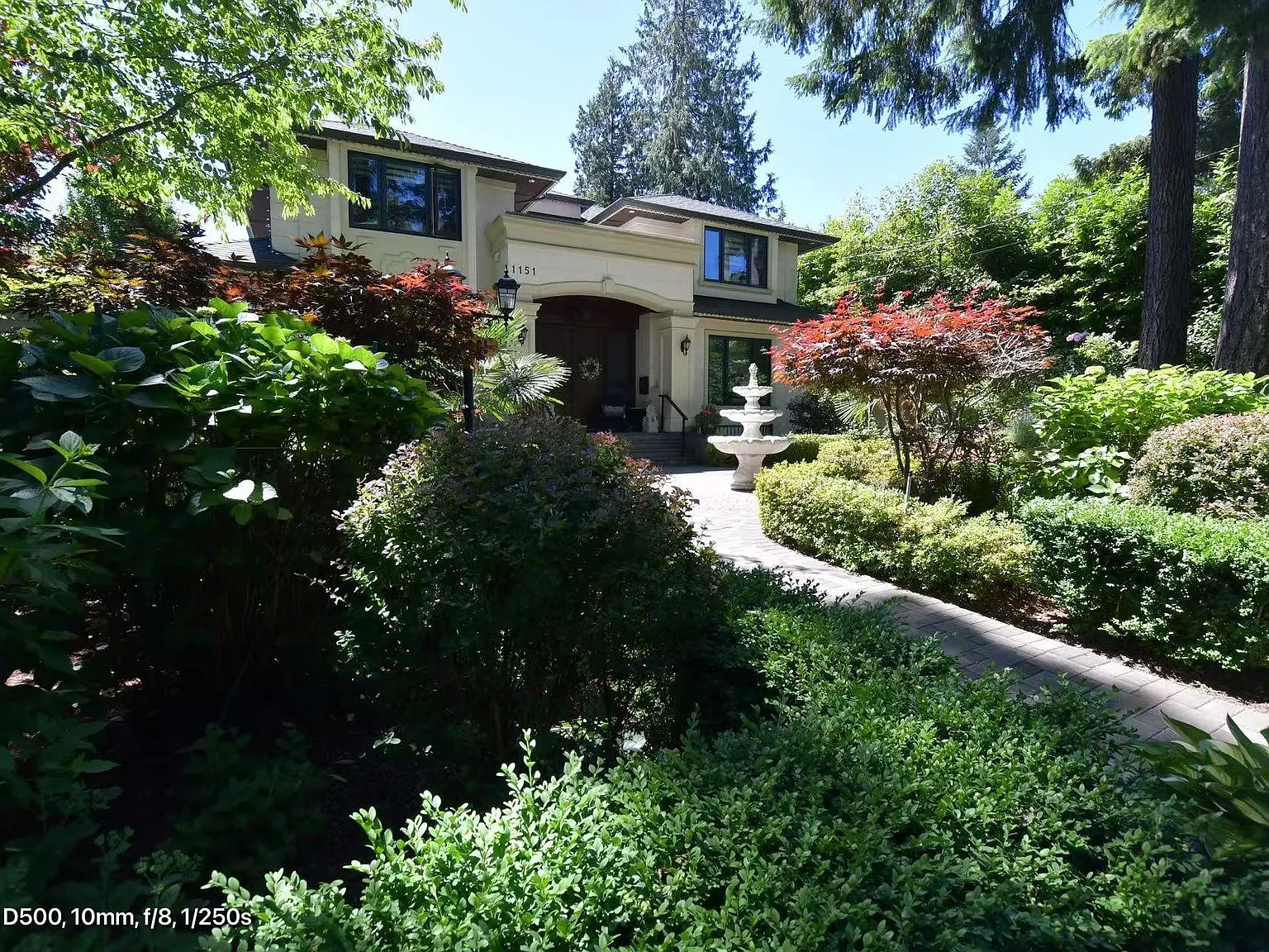 2 bed, 750 sqft, $2,500 — Photo 2