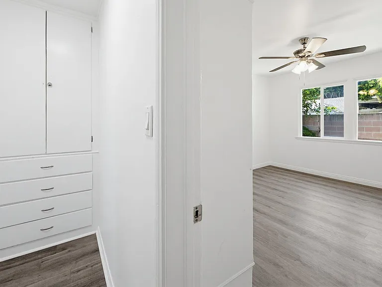 4264 W Broadway #C — Photo 10