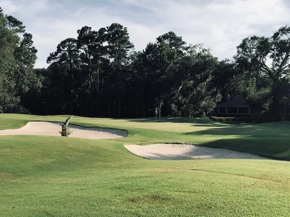 52 Osprey St, Hilton Head Island, SC 29928