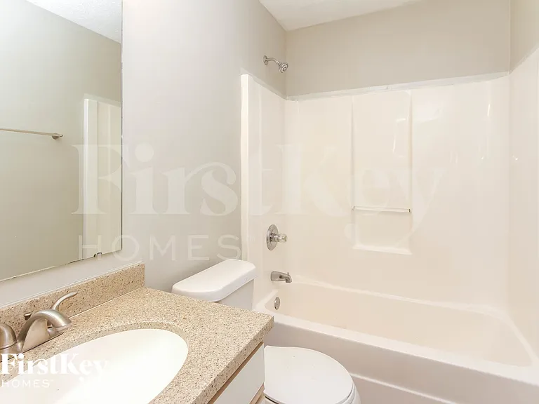 5204 Hodson Dr — Photo 11