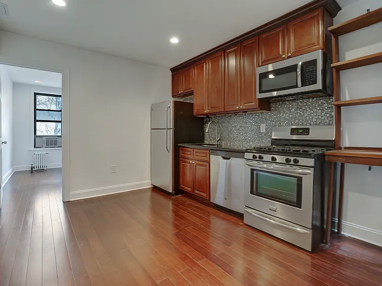 416 E 73rd St #2D — Photo 2