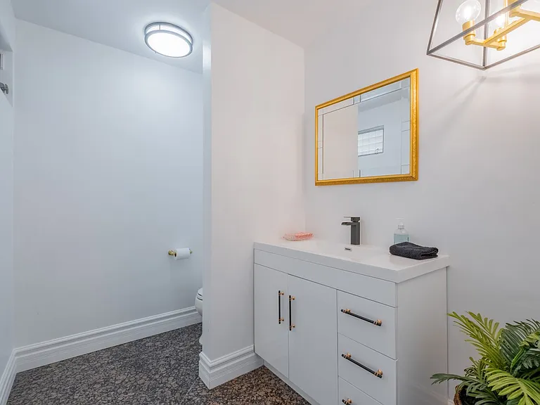 4321 Clear Valley Dr — Photo 27