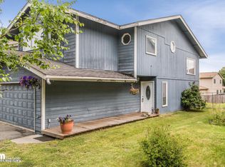 7451 Clairborne Cir, Anchorage, AK 99502
