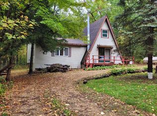 15 Galena Ridge Dr, Stockton, IL 61085