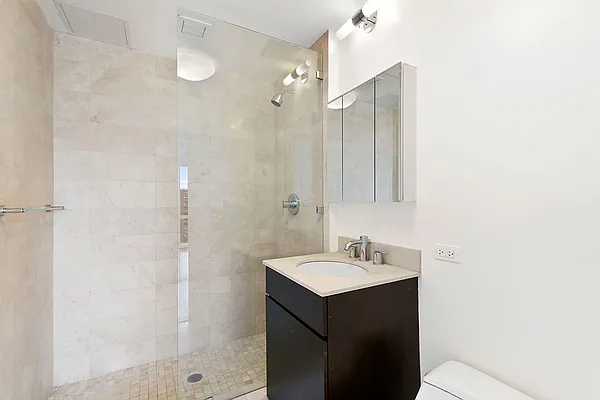 Rented by Citi Habitats | media 17