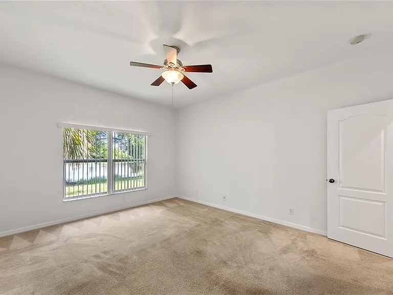 2410 Verdmont Ct — Photo 16