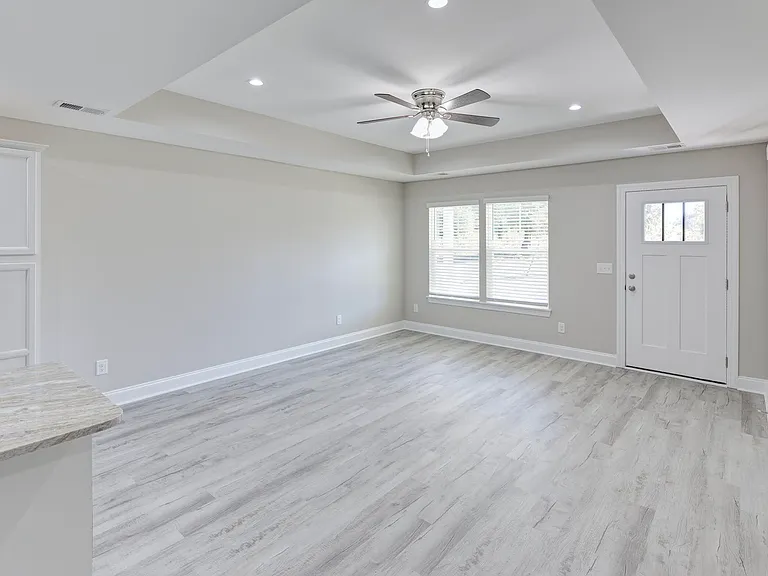 913 N Lemacks St — Photo 24