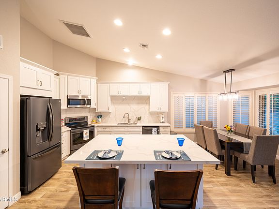 3rd image of 5343 E ELENA Avenue