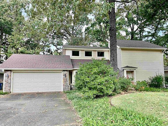 3rd image of 6 Weatherwood Ln