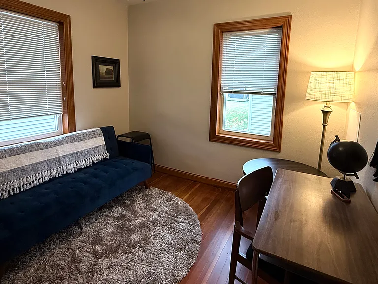 221 E Minnesota St — Photo 6
