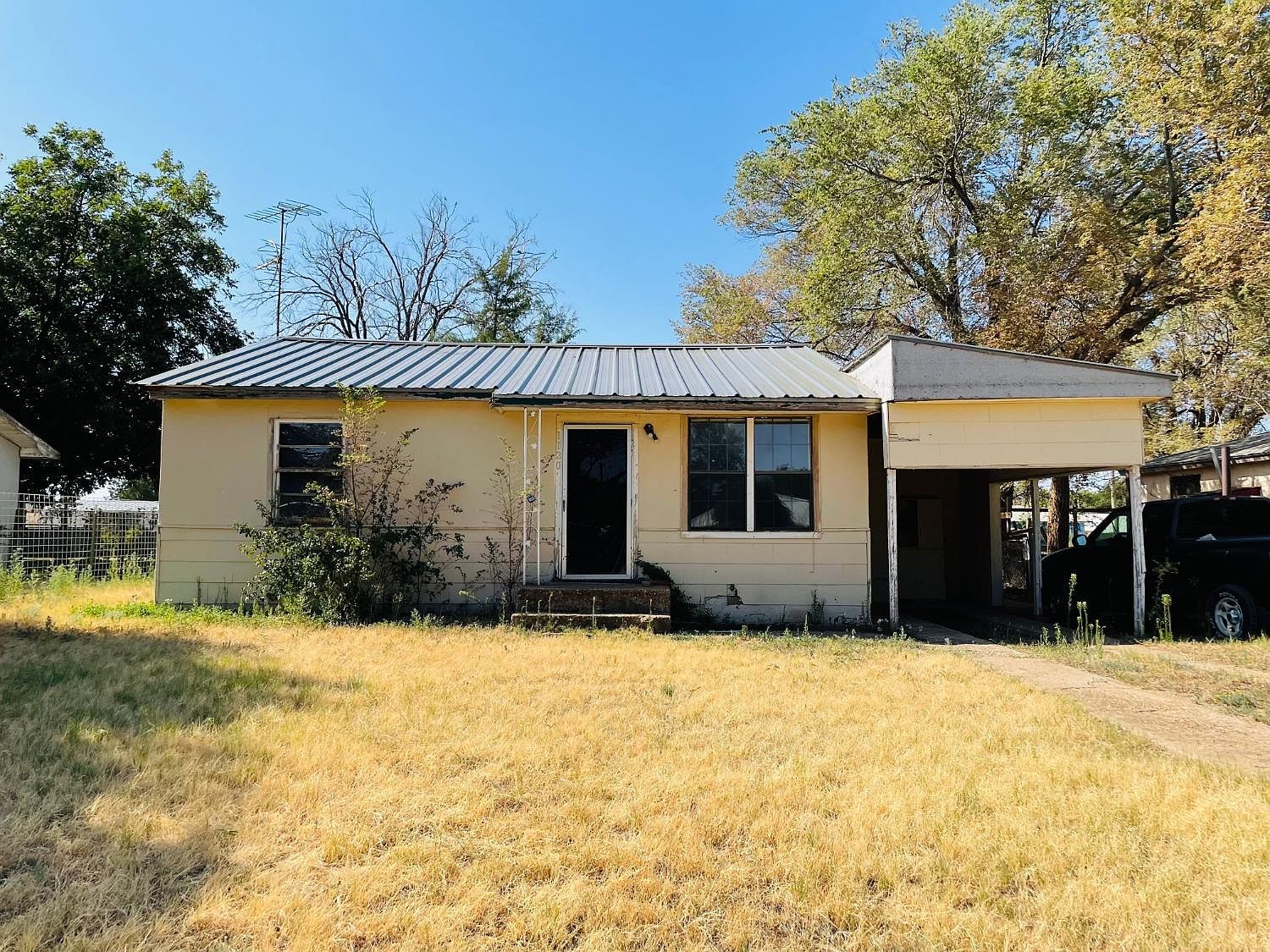 1120 W 4th St, Littlefield, TX 79339 MLS 202312871 Zillow