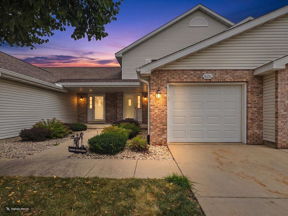 1st image of 626 Village Ln