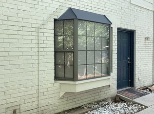 2806 Knight St APT 101, Dallas, TX 75219