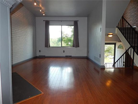 5th image of 3240 Camberly Dr