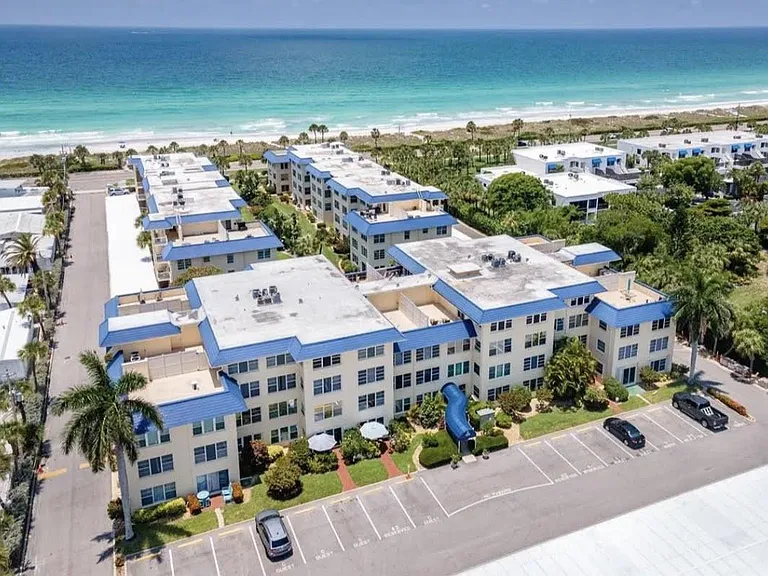 3806 Gulf Of Mexico Dr #208C — Photo 33