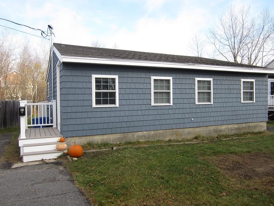 1st image of 8 Carll Ave #A