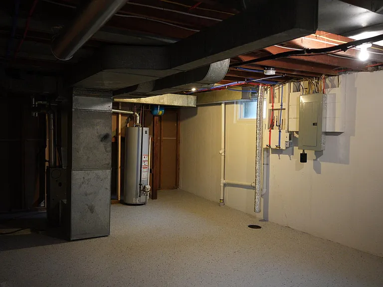 951 Mulberry Ln — Photo 31