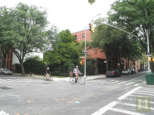 Rented by Halstead Real Estate | media 7