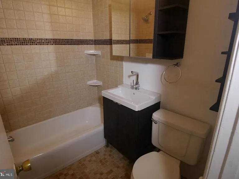 8614 Manchester Rd #6 — Photo 24
