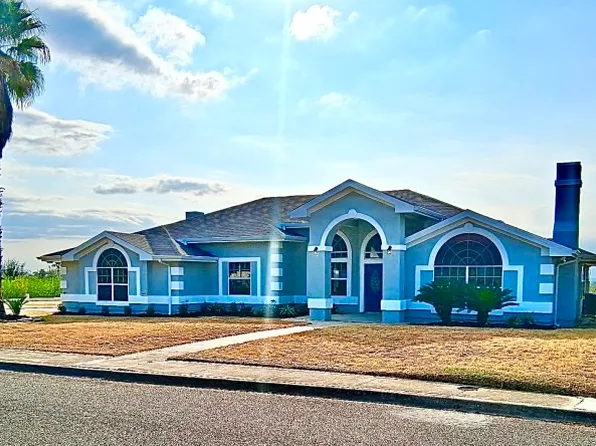 1069 Vista Hermosa Dr, Eagle Pass, TX 78852