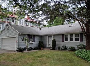 103 Main St, Riverton, NJ 08077