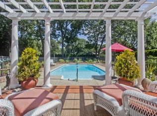 10 Glenn Dr, South Hadley, MA 01075