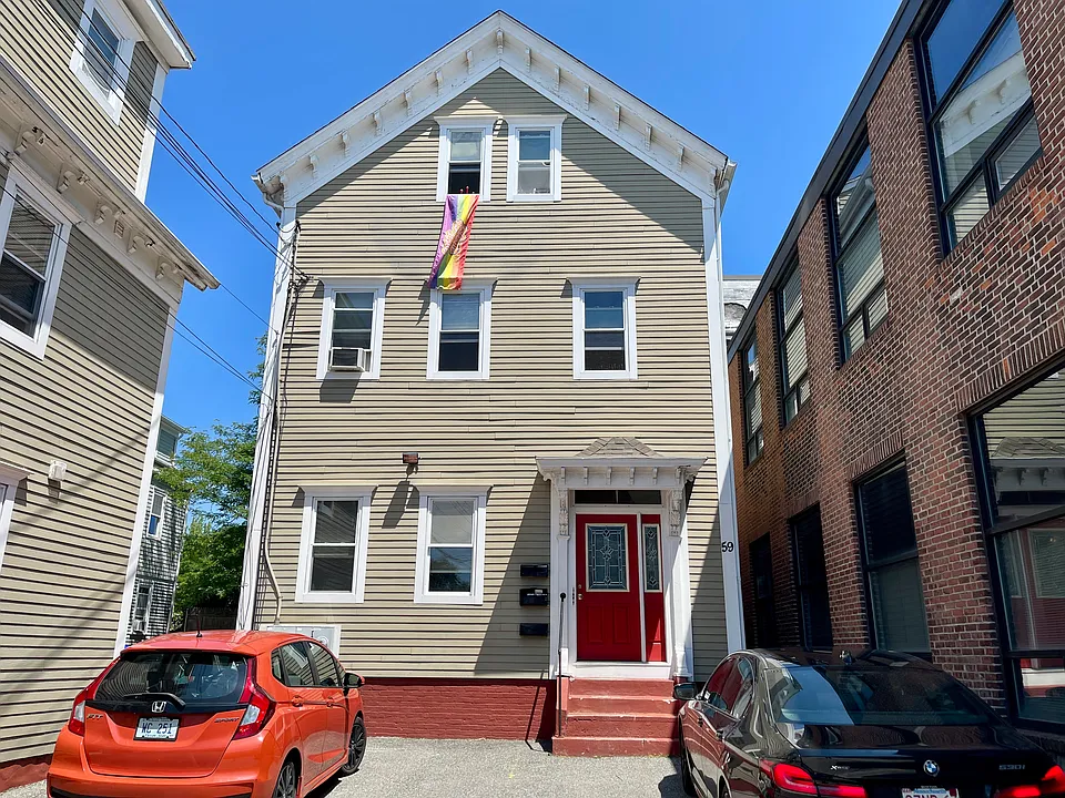 59 Hope St #1