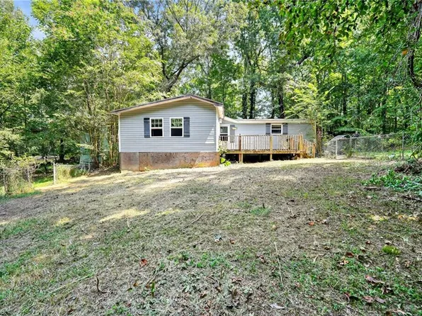 1810 Andrews Farm Rd, Whitsett, NC 27377