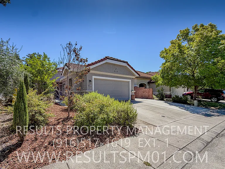 4025 Lowdan Ct — Photo 2
