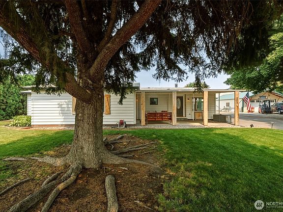 5th image of 224 Russet Road