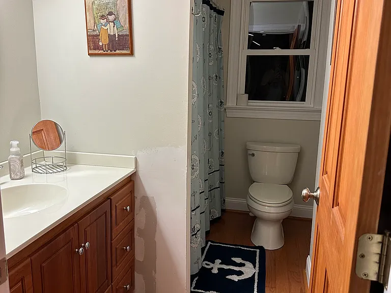 Upstairs Bathroom