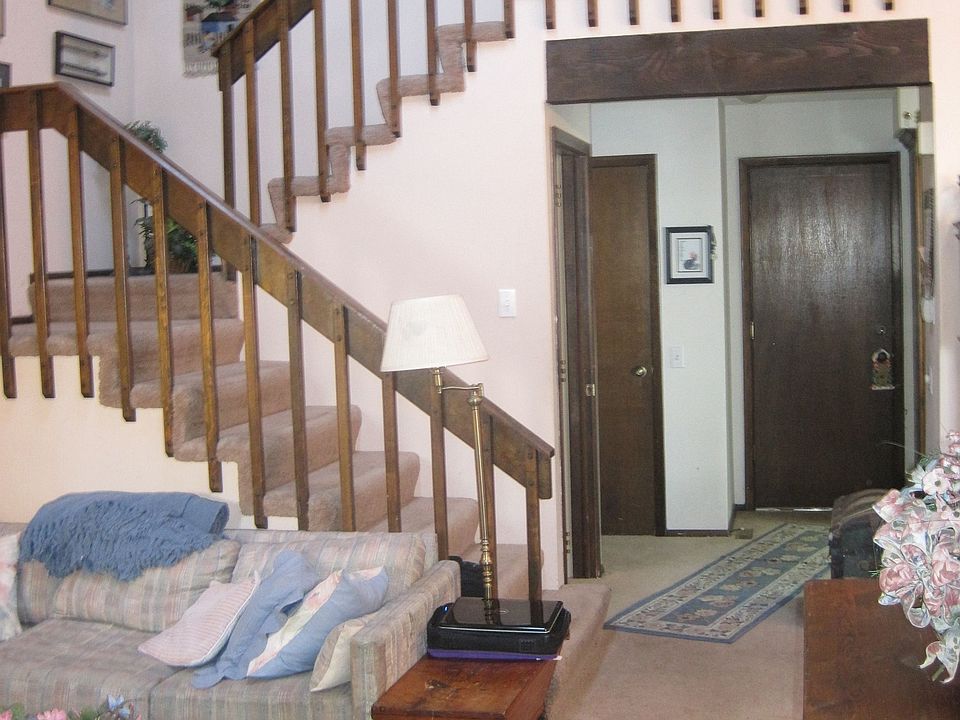 2-Story Family Room