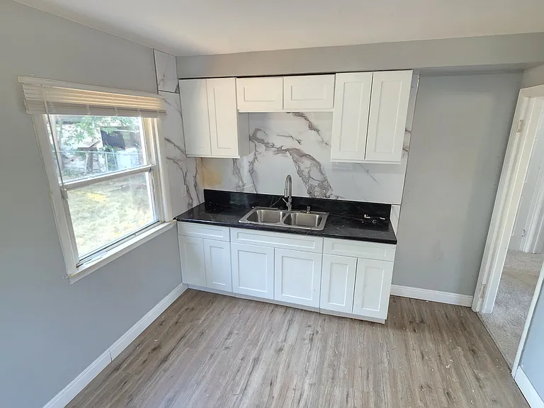 20145 Santa Barbara Dr — Photo 12