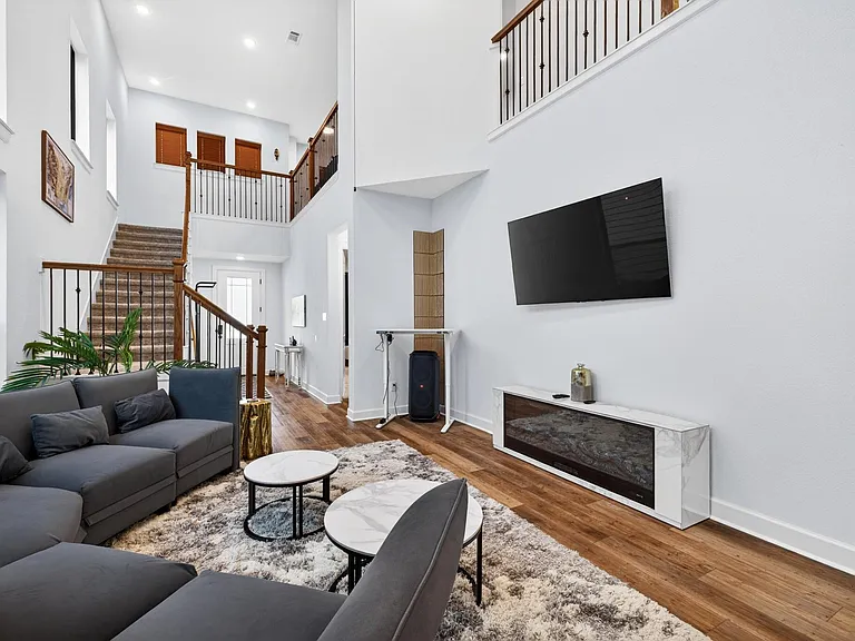 1514 Park Path Dr — Photo 10