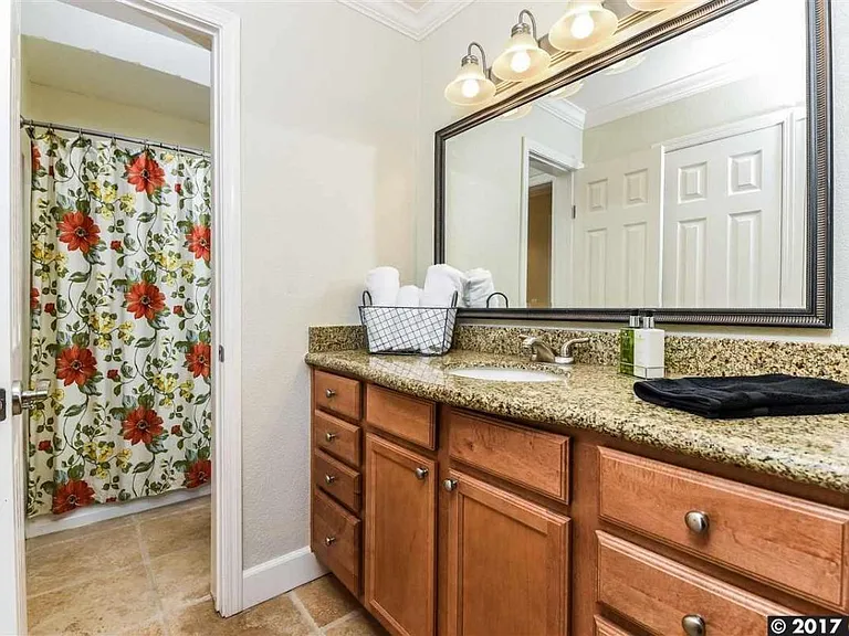 314 Eastridge Dr — Photo 9