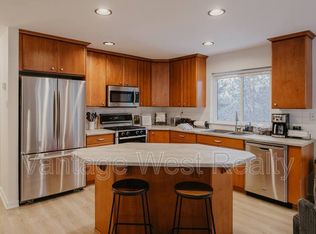 1797 Keloka Dr, West Kelowna, BC V1Z2Y3