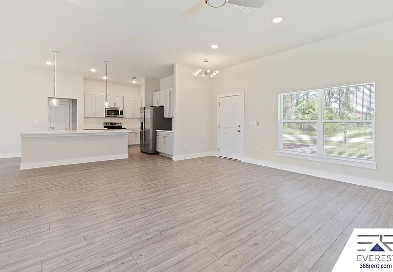 59 Breeze Hill Ln — Photo 5