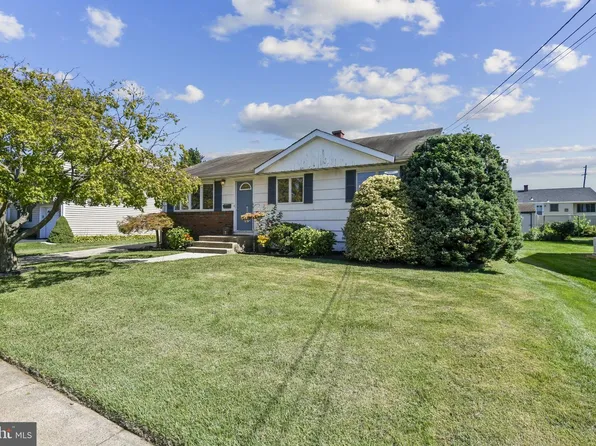 146 Gary Dr, Hamilton, NJ 08690