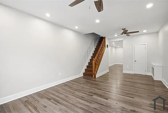 3060 Martha St — Photo 5