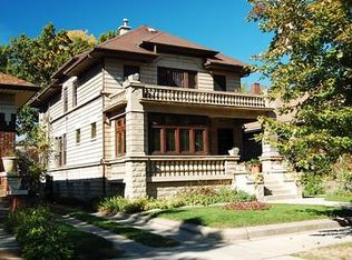 7610 S Ridgeland Ave, Chicago, IL 60649