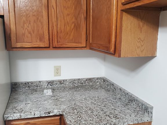 3rd image of 142 Washington Ave #204