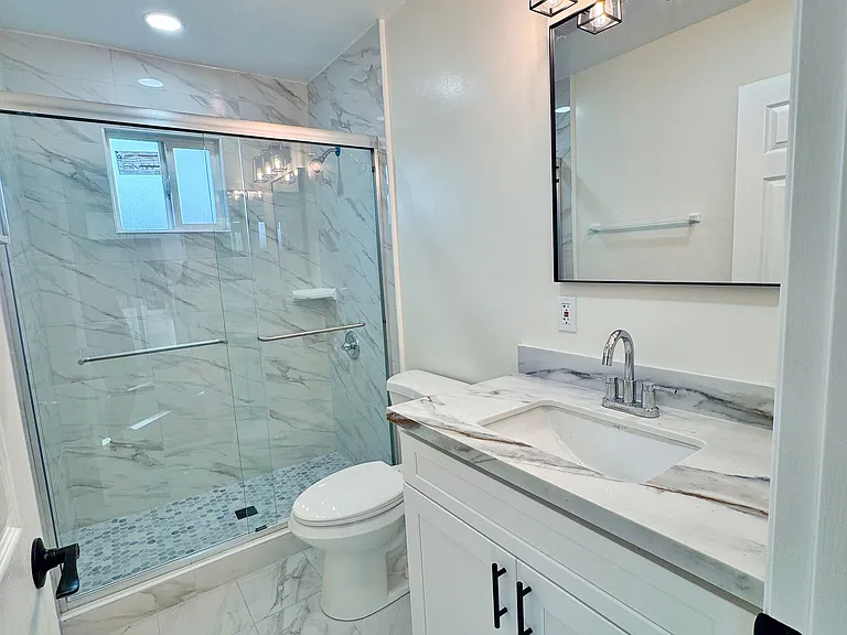 231 Vista Ave #1/2 — Photo 8