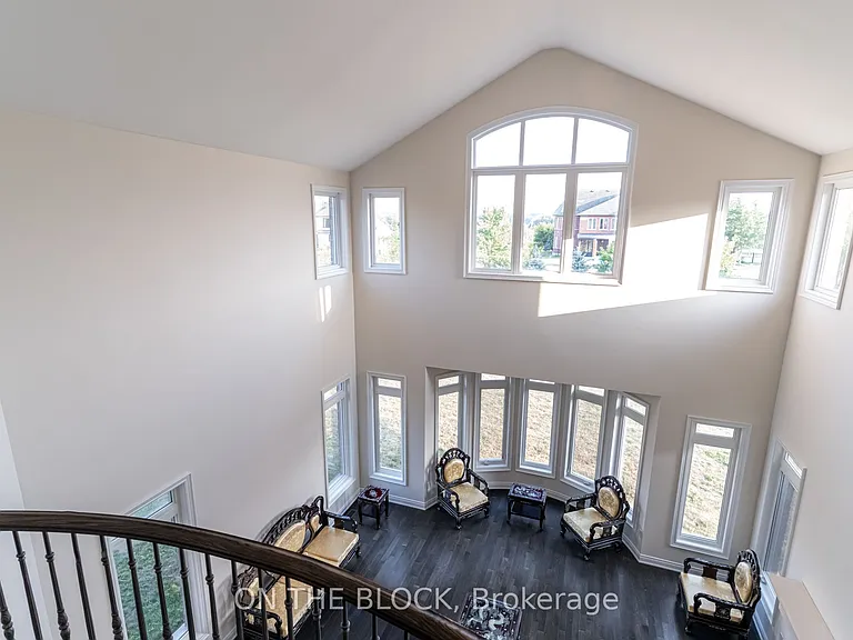 24 Whitewood Dr — Photo 40