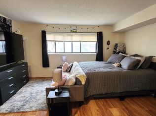 1225 Saint Clair Ave #12, Saint Paul, MN 55105