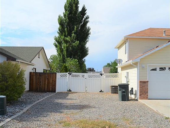 4th image of 2840 Maverick Dr