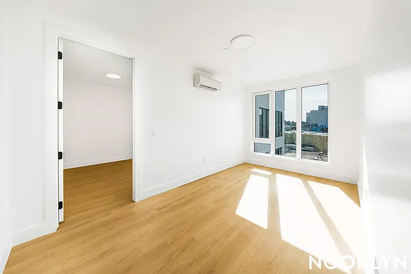 Rented by Nooklyn NYC LLC | media 18